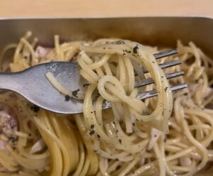 通常のフォークでのパスタの取上げ量